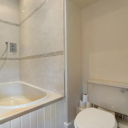 Holiday home 1 Borrans Park House *