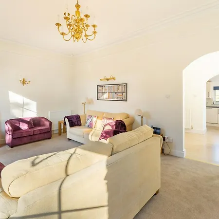Holiday home 1 Borrans Park House